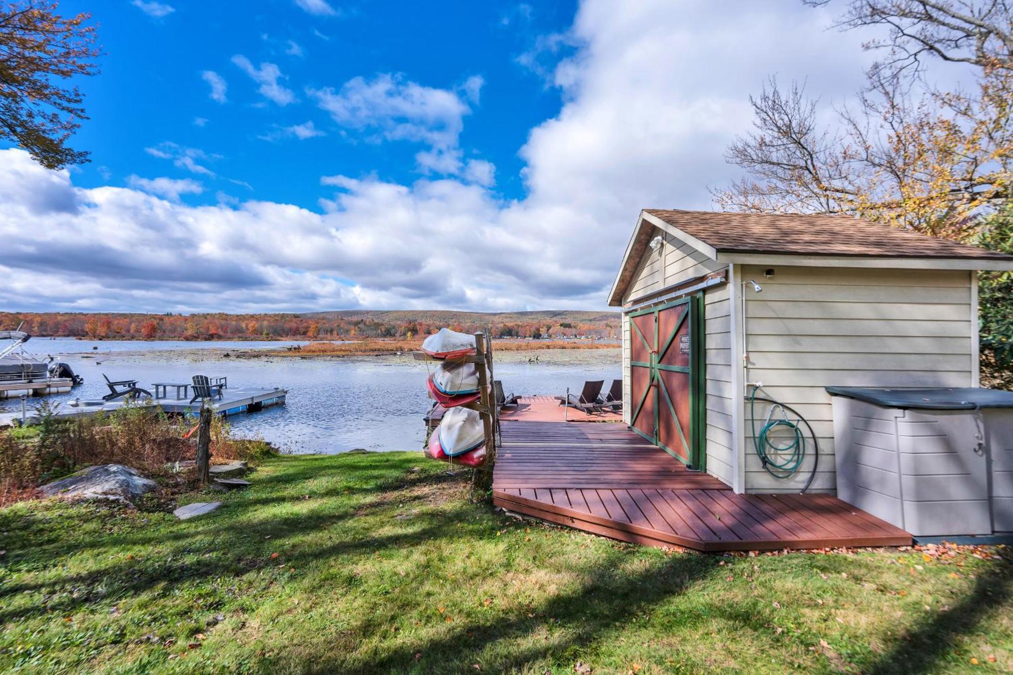 Lakefront A-Frame, Dock, Kayaks, Fire Place Lake Ariel Екстер'єр фото
